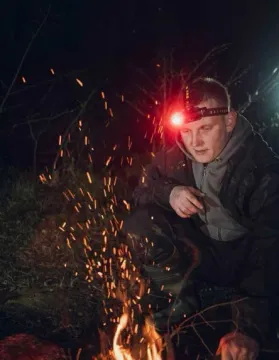 Мультифонарь Armytek Wizard C2 WR Magnet USB, белый и красный свет, изображение 6